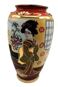 Japanische Vase mit handgemalten Geisha und Goldstaffage um 1930 - Bild 1 von 6