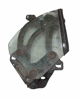 1996-1999 Mitsubishi Eclipse кабриолет задняя четверть стекла LH - Изображение 1 из 3