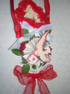 Valentine's Day TUSSIE MUSSIE Wht LACE Paper RED ROSE Ruffled CHIFFON Home Decor - Picture 1 of 5
