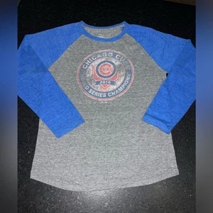MAGLIETTA DA BASEBALL UEC FANATICS CHICAGO CUBS 2016 WORLD SERIES TAGLIA L - Foto 1 di 5