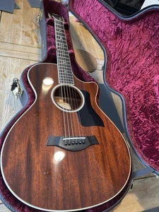 Taylor 522ce 12 Fret Electro Acoustic Guitar with Case - Picture 1 of 14
