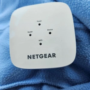 Netgear EX3110 AC750 Prise murale WiFi prolongateur de portée et amplificateur de signal - Photo 1/4