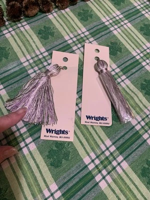 ❤️2 Borla DERECHA Vintage 3.5" Largo Decoración Decorativa NUEVA Lavanda Mixta Foto 1 de 4