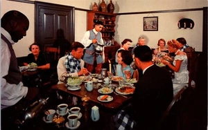 Christians Campbell's Tavern Williamsburg Virginia Postcard - Picture 1 of 2