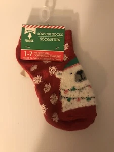Girls Low Cut Socks-Shoe Sizes 1-7 Red With Fuzzy Polar Bear & Lites- 1 Pair-NWT - Picture 1 of 4