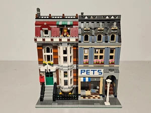 Lego 10218 Pet Shop - Preowned, Missing dog and rat - Picture 1 of 12