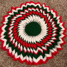 Large Handmade Red Green & White Yarn Crochet DOILY Doilie Ruffled 23"