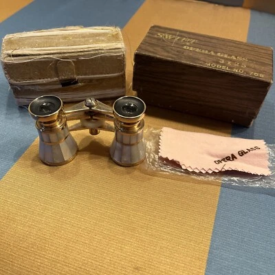 Swift Opera Glasses:Dutches Mother  Of Pearl #708 3x23 Binoculars With Case - Image 1 of 4