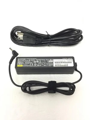 NEW Fujitsu Original 65w AC Adapter ADP-65MD B for E753,E743,SH771,E733, UH552 - Image 1 of 4
