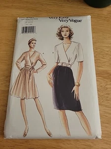 VOGUE PATTERN 9191 SEMI FIT WRAP DRESS SKIRT CHOICE SIZE 8-12 UNCUT VNTG 1990'S - Picture 1 of 3