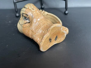 Studio Pottery Pig's Snout Whimsical Coffee/Expresso Mug signed - Picture 1 of 8