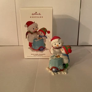 12° Fare Ricordi LATTE E BISCOTTI 2019 Punzone Ornamento Pupazzo di Neve Gatto - Foto 1 di 5