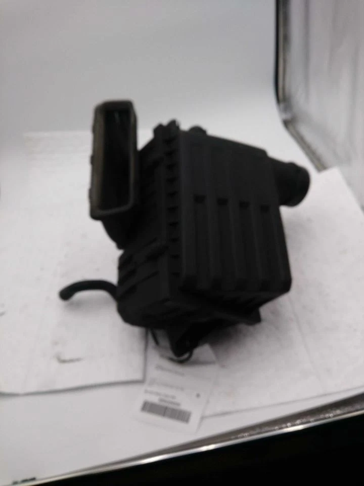 Air Cleaner Fits 15-21 GOLF GTI 588141 - Изображение 1 из 4