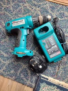 Makita 6337D 14.4V Cordless Drill 2 Speed w/ Battery & Charger Tested Works - Picture 1 of 9