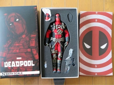 Sideshow Marvel Deadpool 1/6 比例可动人偶 — 第 1/4 张图片
