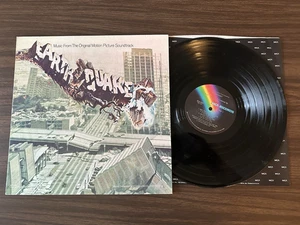 EARTHQUAKE Soundtrack 1974 - MCA 2081 - Music by John Williams - Mario Puzo - Picture 1 of 13