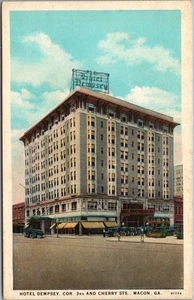 Postal MACON, Georgia "HOTEL DEMPSEY, Corner 3rd & Cherry Streets" Curteich - Imagen 1 de 2
