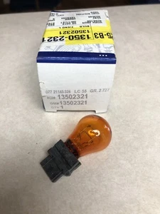 GM OEM NOS 13502321 Turn Signal Bulb 2007-2014 Cadillac Escalade - Picture 1 of 4