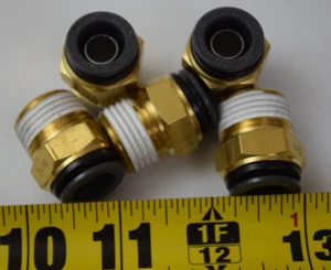 Lot of 5 SMC 1/2" Tube OD x 1/2" NPT Straight Male Connector  Fitting KV2H13-37S - Picture 1 of 3