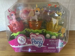 My Little Pony BREEZIES PARADE Playset Hasbro 2005 SEALED - Picture 1 of 10