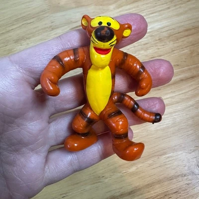 Estatuilla Tigger de colección Alemania Occidental Bullyland Winnie the Pooh juguete de tigre naranja Foto 1 de 4