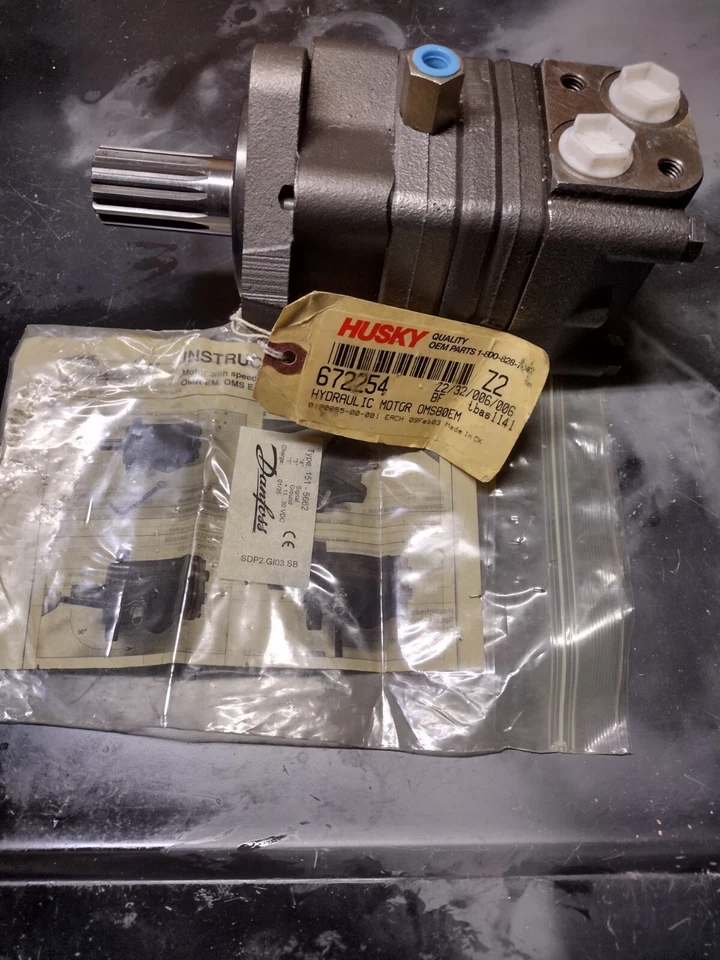 Motor hidráulico Danfoss 151-5662 OMS 80 EM con sensor de velocidad HPN 672254 Foto 1 de 4