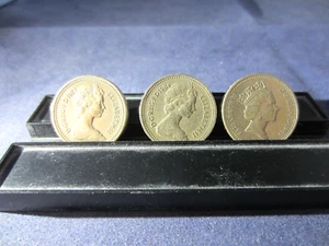 1 libra esterlina cada 1983 1984 1985 ELIZABETH LL Gran Bretaña Escudo Armas Cardo rev - Imagen 1 de 4