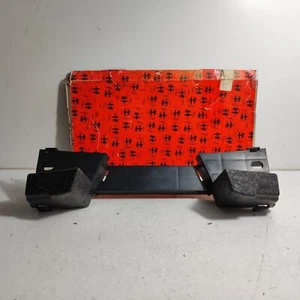 TAMPONE PARAURTI ANTERIORE CENTRALE ALFA ROMEO 159 ORIGINALE 60699863 - Imagen 1 de 6