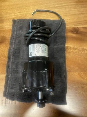 BODINE 24A4BEPM-Z4 Gearmotor 130V .48A 100lb-in torque 180:1 ratio 1/17 HP RPM14 - Image 1 of 4