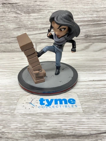 2017 Netflix Q-FIG Marvel Jessica Jones Vinyl Toy Figure 3.25" No Box Cover