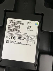 Samsung PM1643a 30.72TB SSD 2.5'' SAS 12Gb/s MZ-ILT30TB MZILT30THALA-00007 - Afbeelding 1 van 1