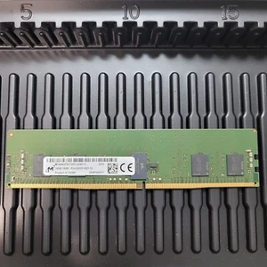 Micron 16GB (1X16GB) 2RX8 PC4-2933Y DDR4 SDRAM Memory Module MTA9ASF2G72PZ-2G9E1 - Picture 1 of 2
