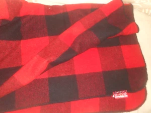 MARLBORO COUNTRY STORE RED &BLACK PLAID BLANKET WOOL BLEND 71 " x 58 " - Picture 1 of 6