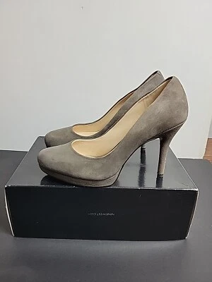 Zapatos de salón Nine West gris oscuro gamuza punta almendra NWKRISTAL talla 7,5 M Foto 1 de 4