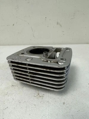 Yamaha TTR 125 TTR125 2000 jarra de cilindro 5HH-E1310-10-C0 2014 2015 2016 2017 2018 Foto 1 de 3