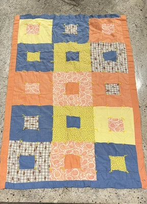 Manta Edredón Retazos Bebé Niño Vintage 44.5x 26.5 Foto 1 de 4