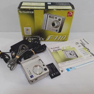 [RARE]FUJIFILM FinePix F410 Silver Digital Camera 3.1MP Tested From JAPAN - Picture 1 of 8