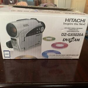 Hitachi UltraVision DZGX5020A DVD Camcorder
