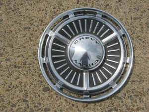One genuine 1963 Chevy II Nova 13 inch hubcap wheel cover - Picture 1 of 24