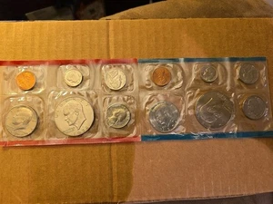 1978 US Mint Set - 12-Coin P&D Uncirculated - Picture 1 of 9