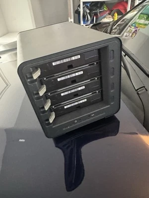 [Unsupported] Drobo DDR3-A 4TB USB 3.0 HDD - Image 1 of 4