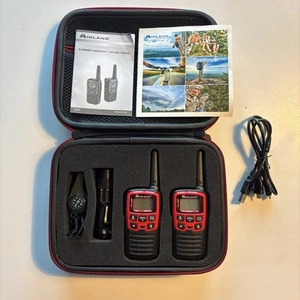 Midland EX37VP 26 Mile Range Flashlight Multi-Purpose Whistle Two-Way Radio Kit - Picture 1 of 13