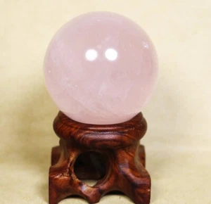 Natural Pink Rose Quartz Crystal Stone Sphere Ball Healing Specimen / Stand - Foto 1 di 14