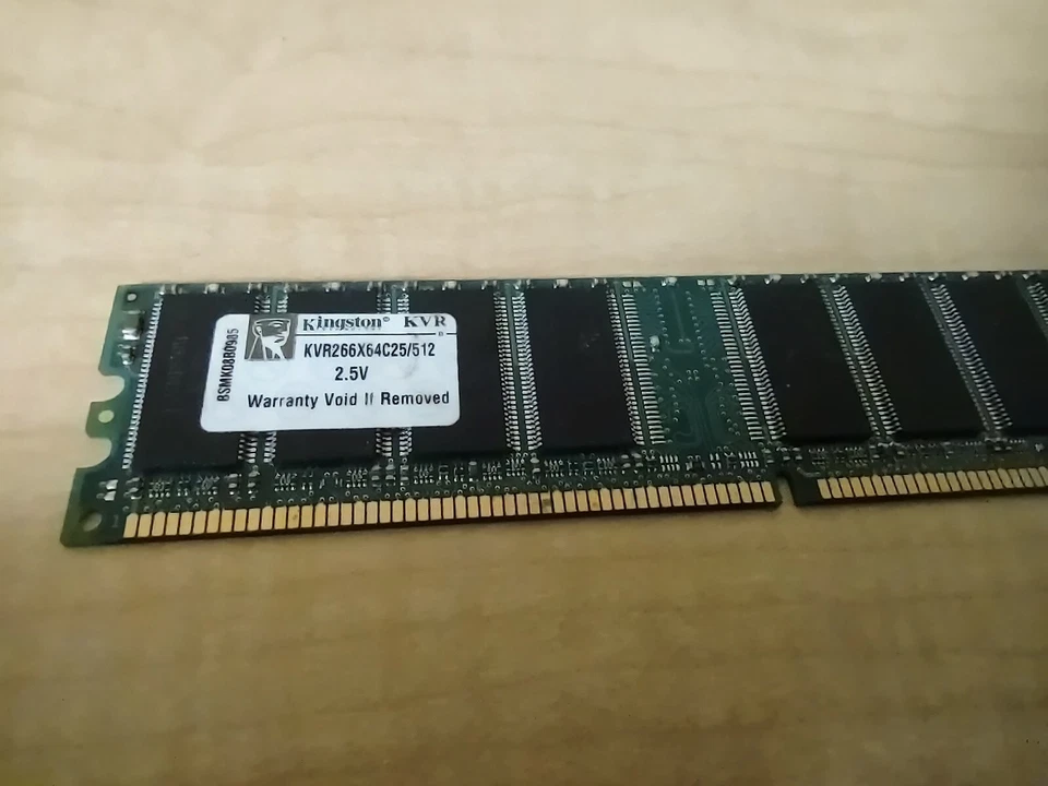 Kingston ValueRAM 512 MB DIMM 266 MHz DDR SDRAM Memory (KVR266X64C25/512) - Image 1 of 1