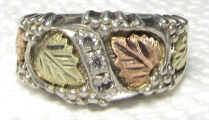 Black Hills Gold auf Sterlingsilber 12k GOLD Ring BAND mit drei CZs Größe 10 - Bild 1 von 24