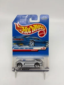 Hot Wheels 2000 First Editions Deora II Diecast Car 1:64 Scale - Picture 1 of 3