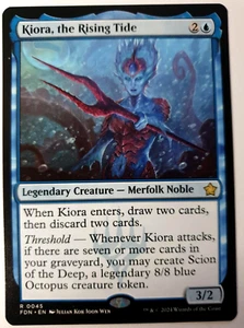 MTG Foundations - Kiora, the Rising Tide - Rare - 0045 NM - Foto 1 di 1