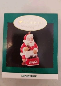 HALLMARK RICORDO MINIATURA ORNAMENTI BABBO NATALE CON COCA COLA - Foto 1 di 2