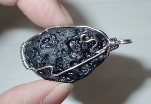 Silver Wired Black Tektite Stone Pendant 13.7 gram 33x23x14 mm - Picture 1 of 6