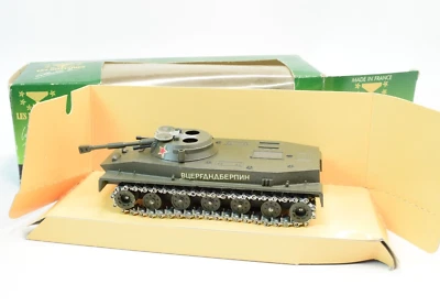 VINTAGE SOLIDO METAL DIE CAST TOY RUSSIAN TANK REF 6075 PT 76 - Image 1 of 4
